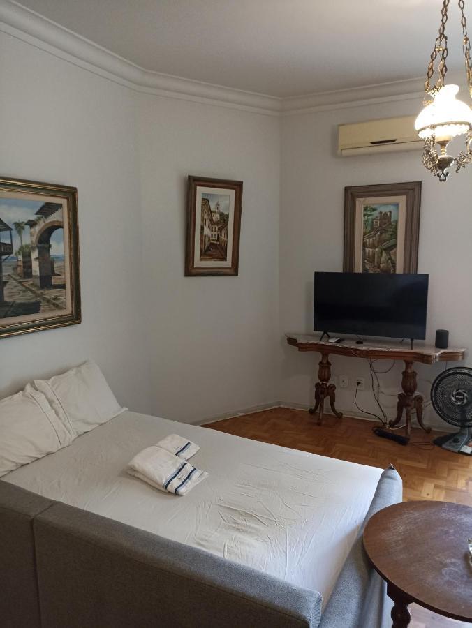 Espacoso Apartamento 2 Quartos Em Copacabana A 500m Da Praia E Metro Apartamento