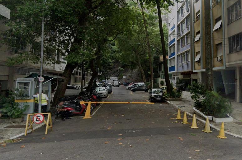 Espacoso Apartamento 2 Quartos Em Copacabana A 500m Da Praia E Metro Apartamento *