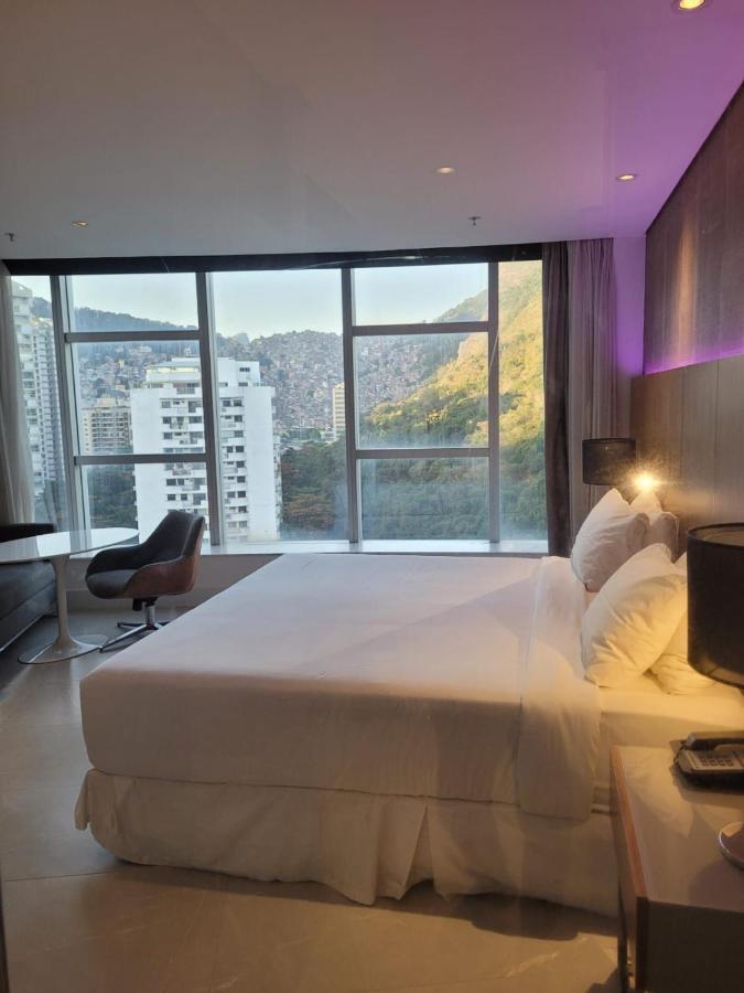 Nacional 5*