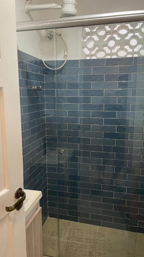 No Ponto De Copacabana A 5 Minutos Da Apartamento