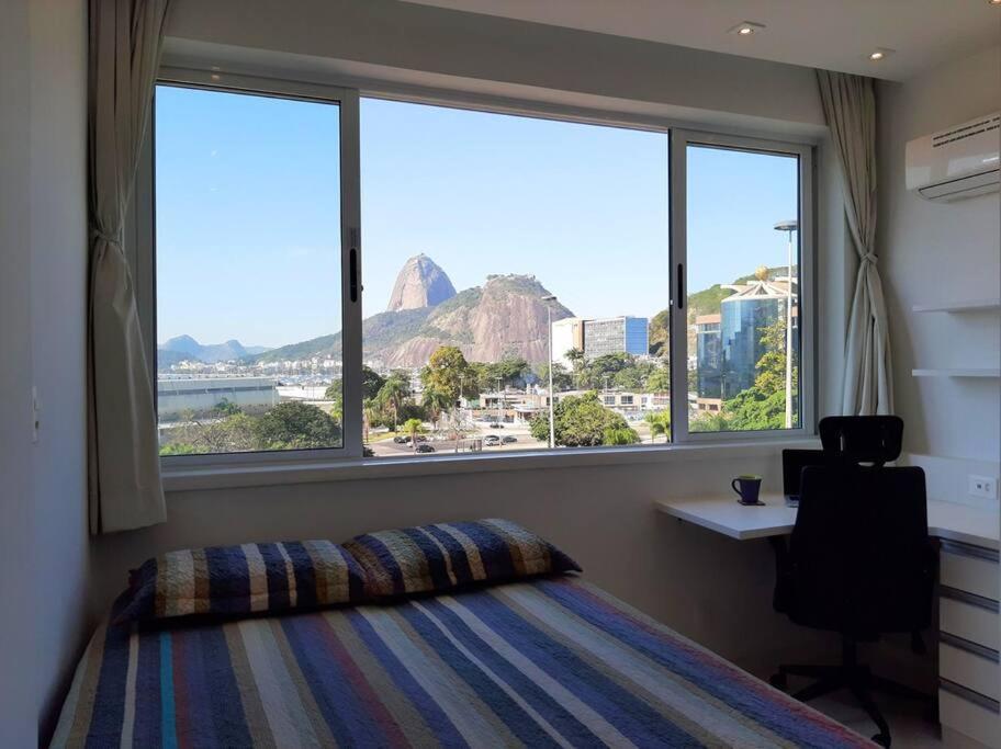 Suggar Loaf - Ocean View Apartamento
