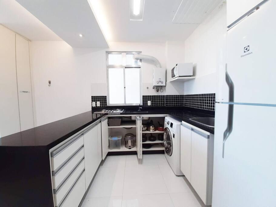 Suggar Loaf - Ocean View Apartamento