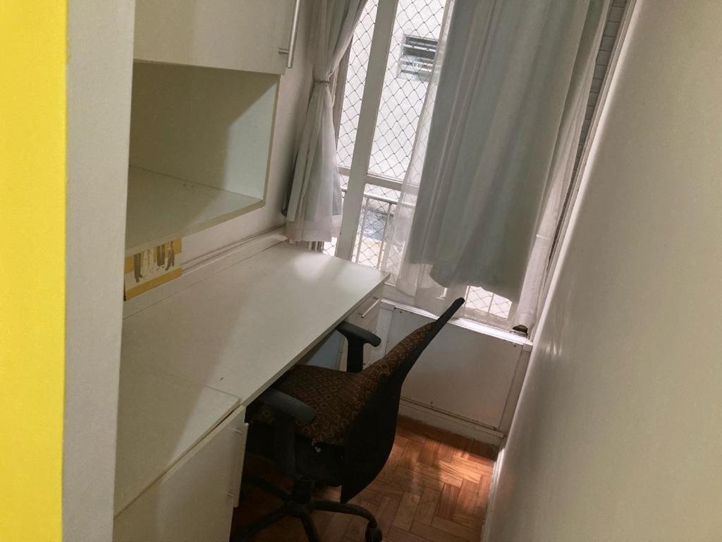 Quarto Privativo Em Apartamento Homestay Rio de Janeiro
