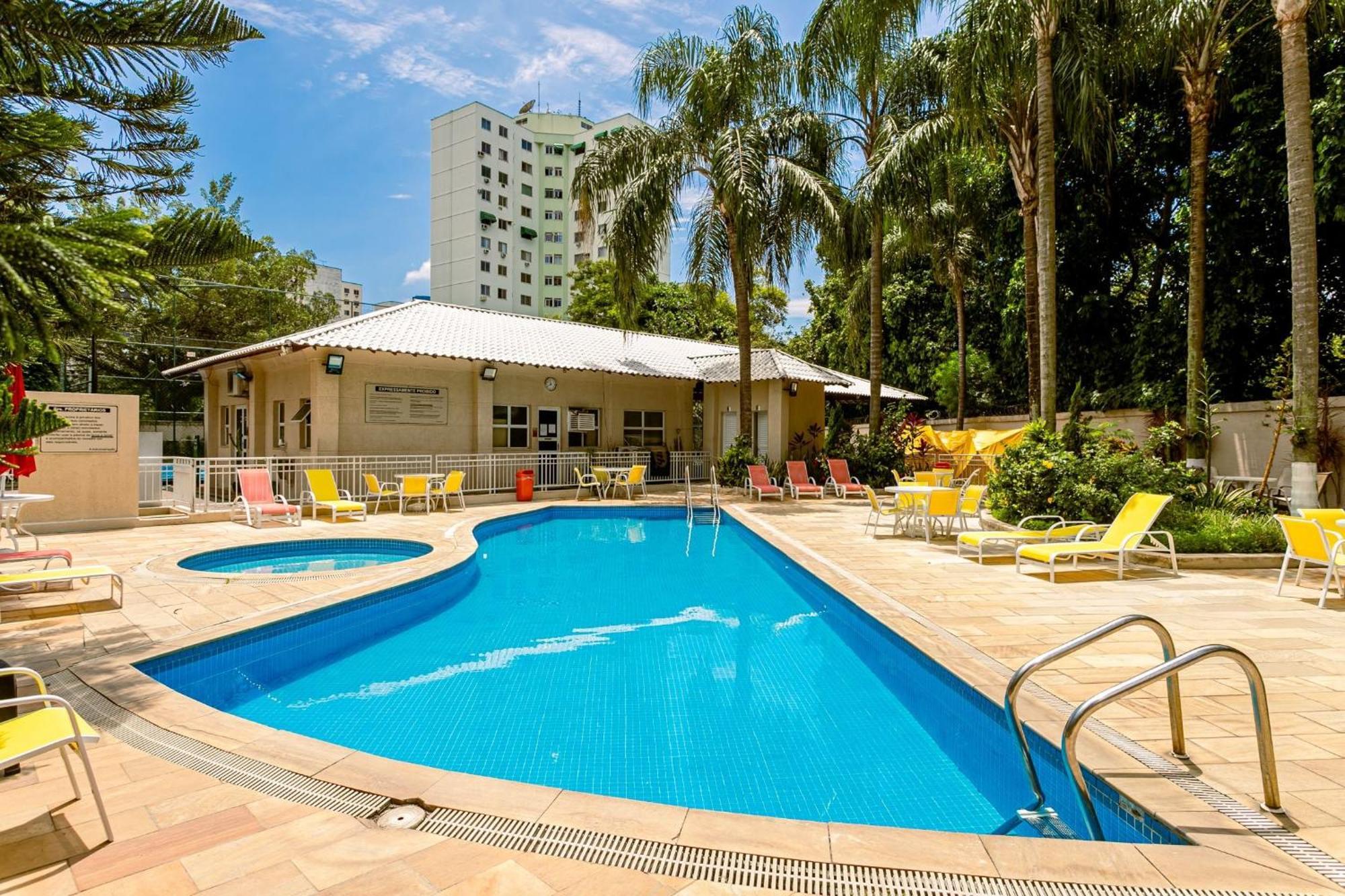 Apartamento Riocentro - 4 Hospedes, Piscina E Conforto *