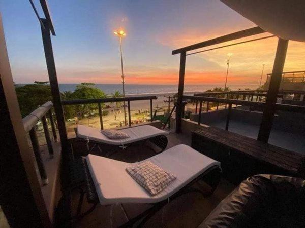 Ap Pepê Alecrim Com Jacuzzi E Solário Frente Ao Mar Apartamento