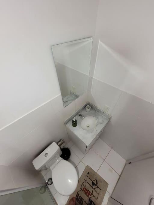 Otimo Ap Em C Piscina Na Barra Olimpica Apartamento