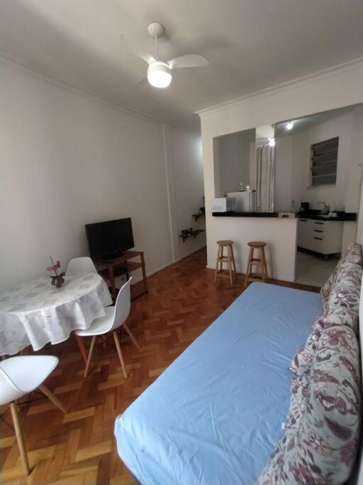 Copacabana_simples_wifi_praia_ar Apartamento