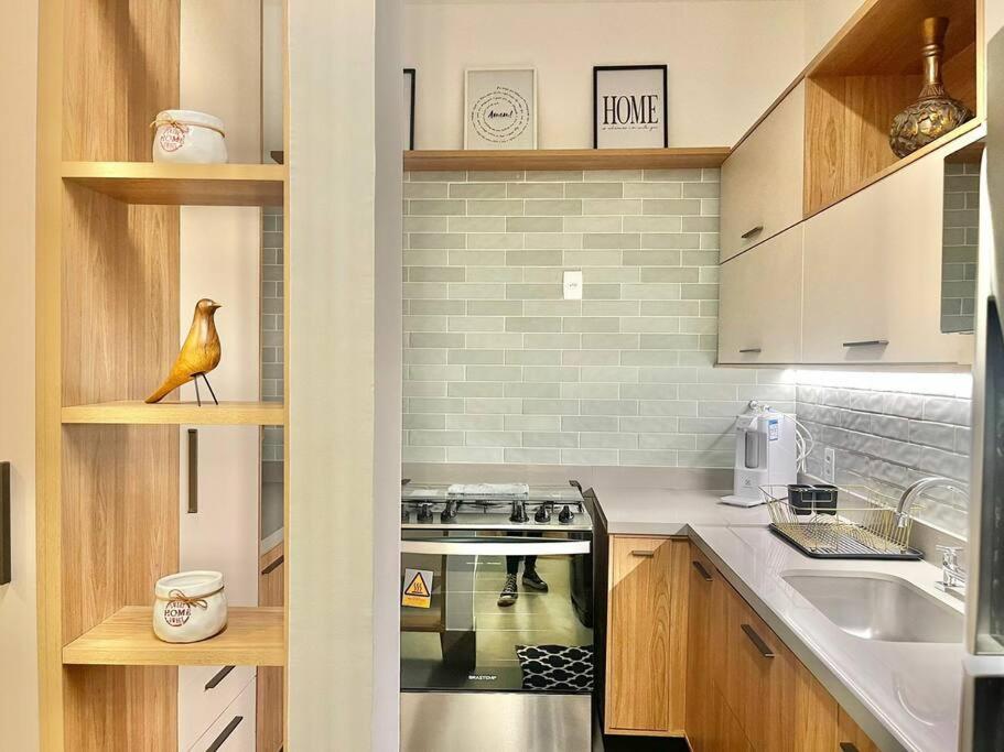 Otima Localizacao A 2 Quadras Da Praia!amei Apartamento *