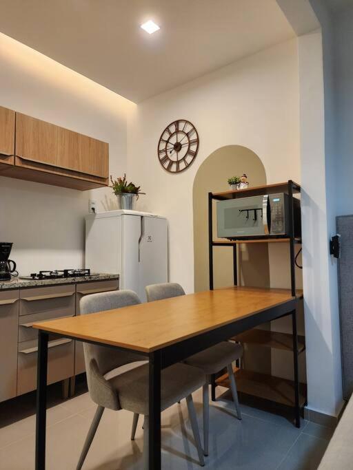 Apartamento De Botafogo - Loft Aconchegante - Otima Localizacao