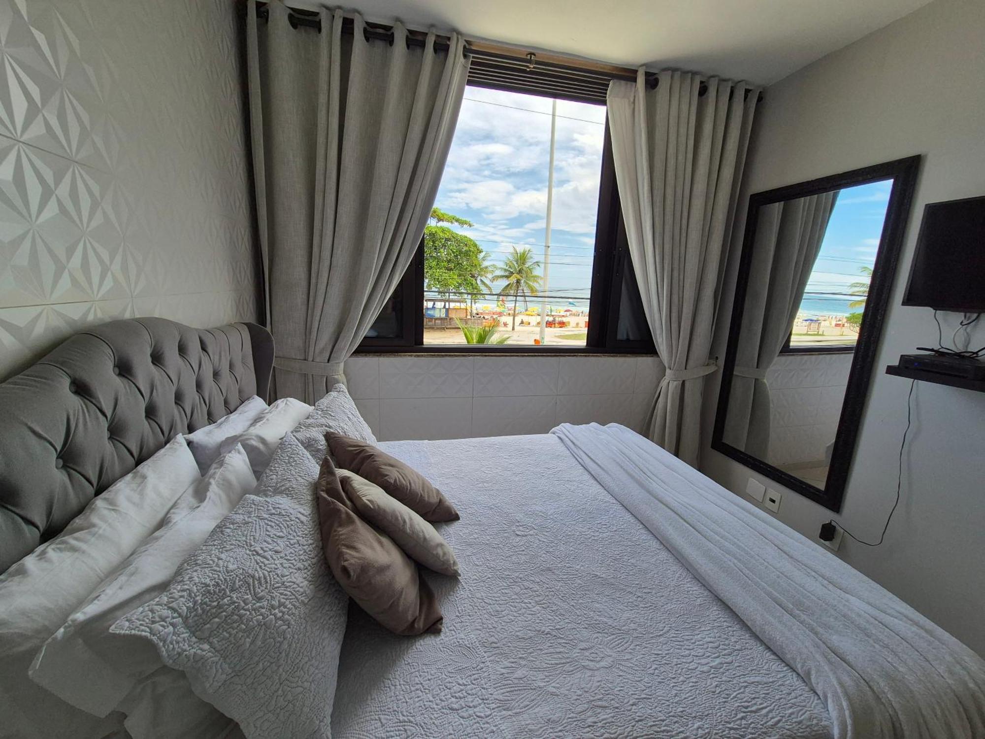 Ap Pepê Alecrim Com Jacuzzi E Solário Frente Ao Mar