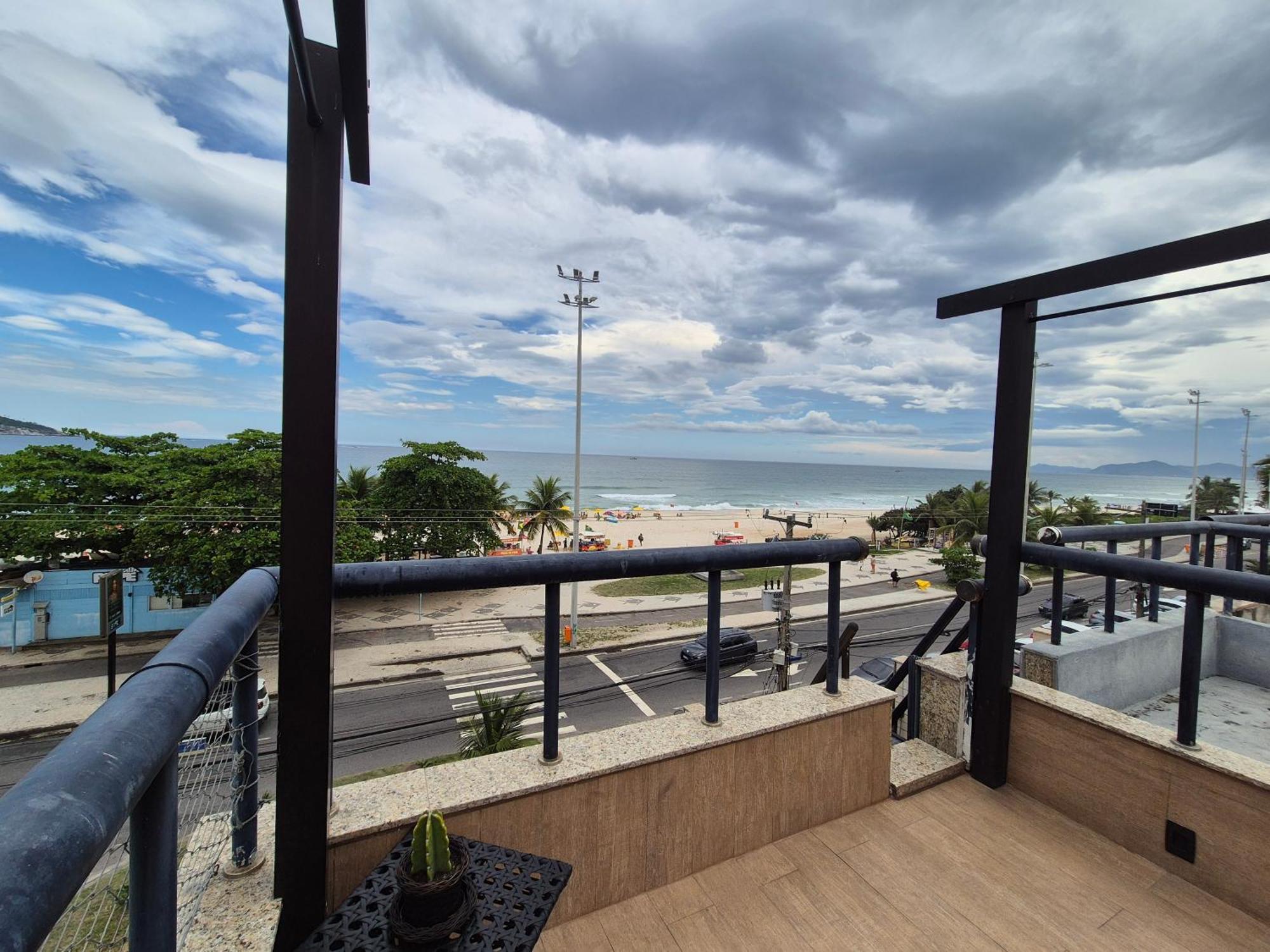 Ap Pepê Alecrim Com Jacuzzi E Solário Frente Ao Mar Apartamento *