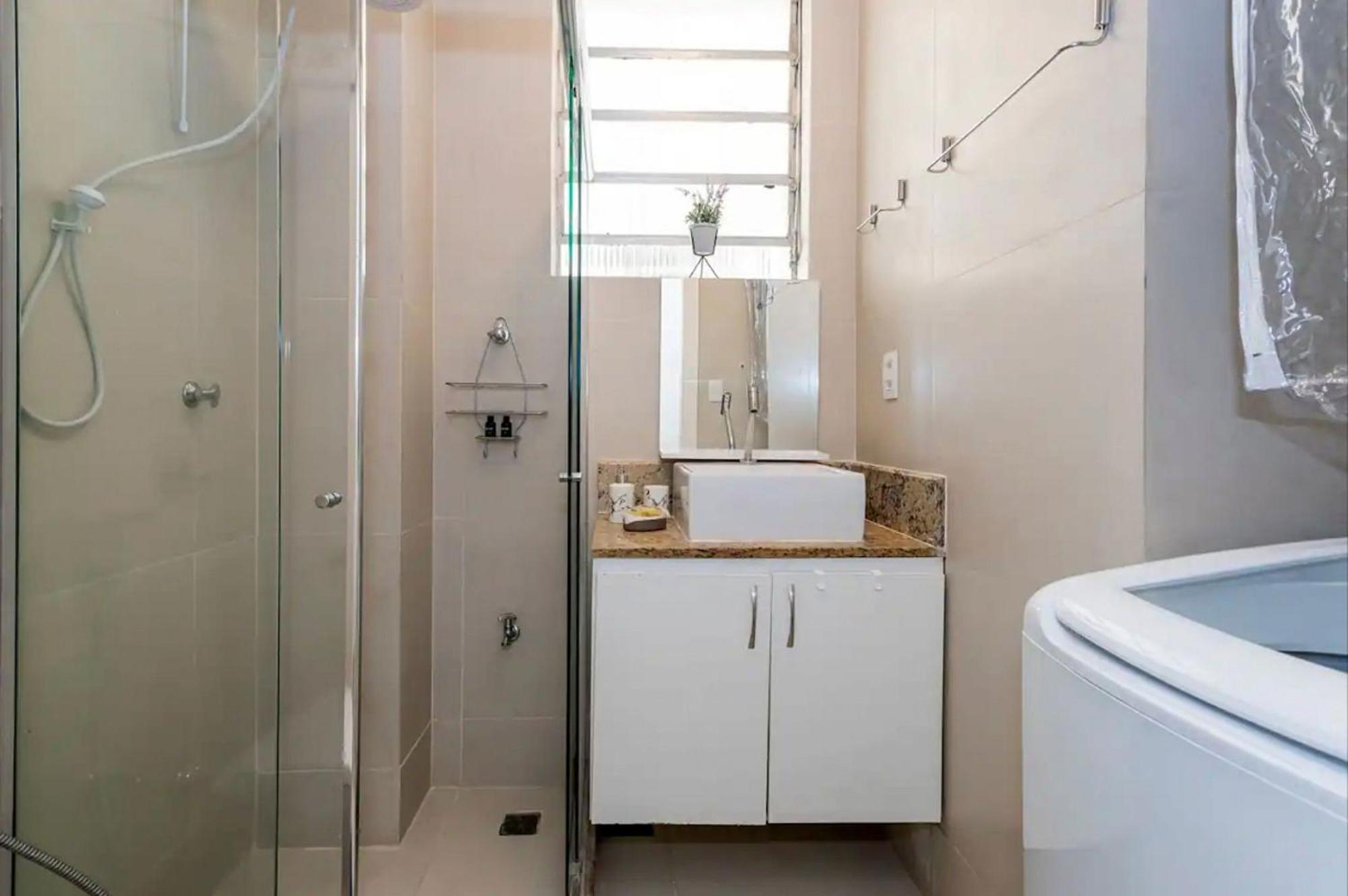 Apartamento Conforto A Passos Da Em Copacabana