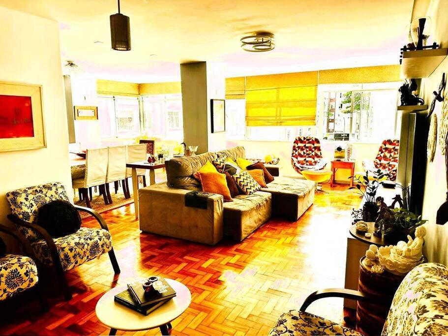 Apartamento Amplo Em Copacabana Rio de Janeiro