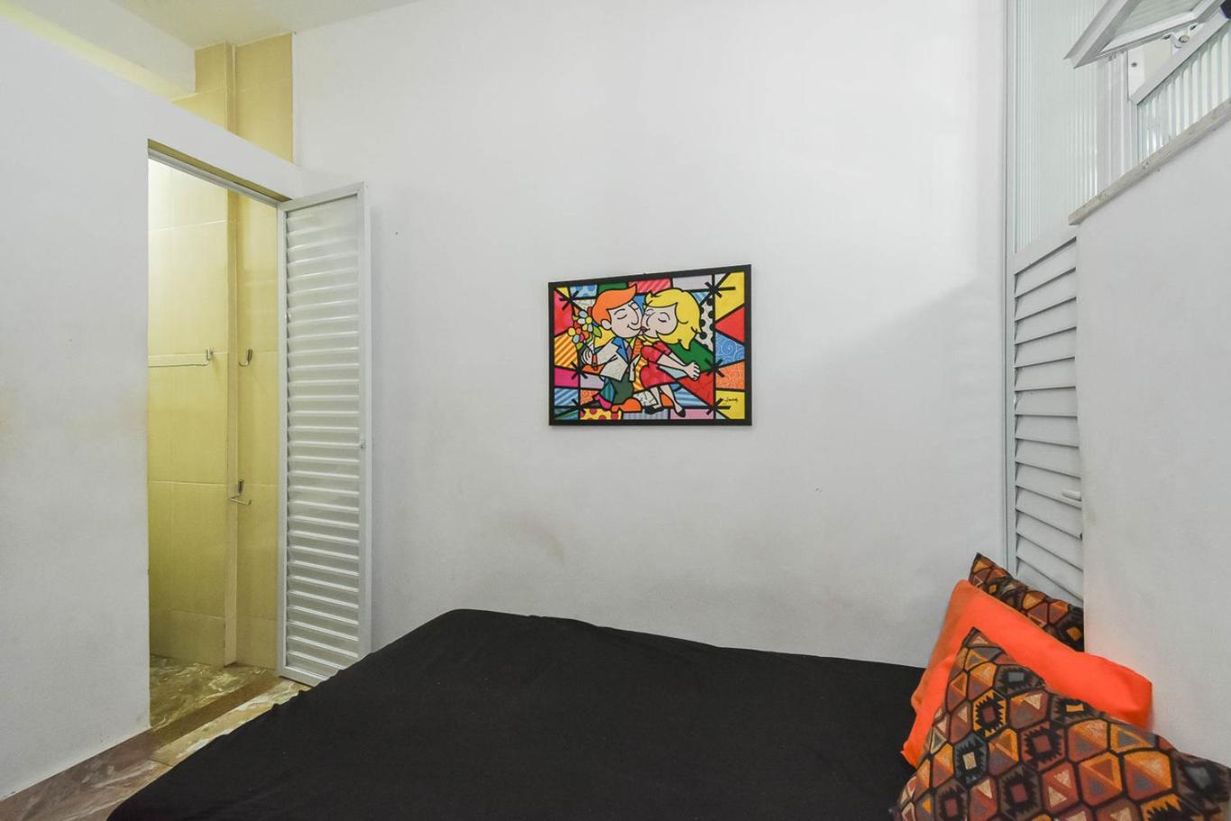 Apartamento Apto Com Wi-fi A 600m Da De Copacabana Rj