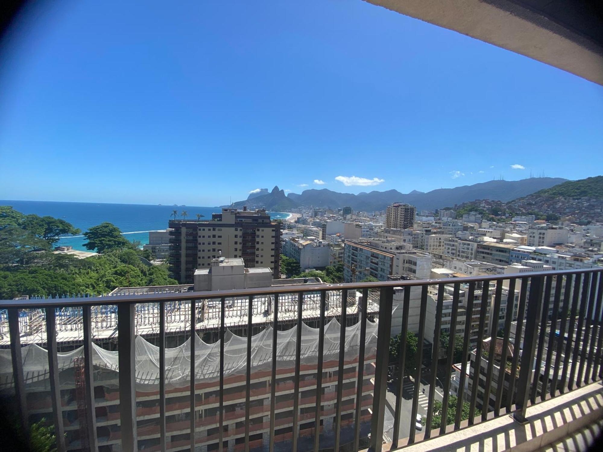 No Arpoador Copacabana Apartment *