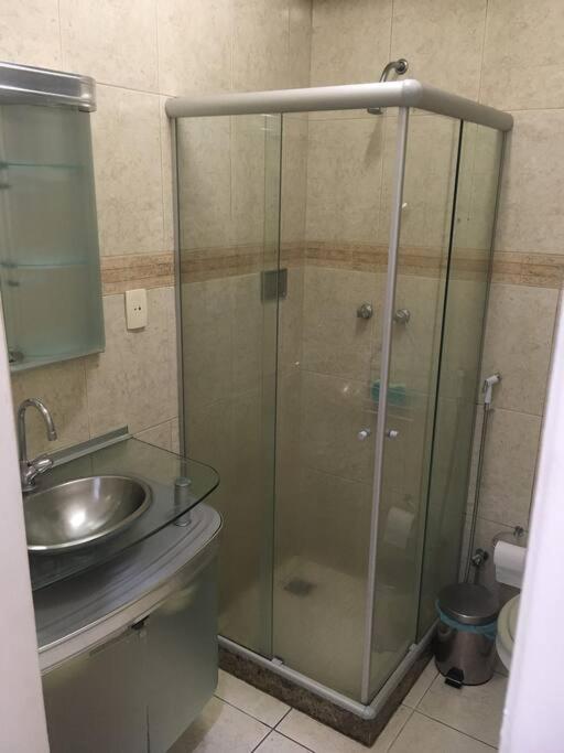 Av Atlantica - Beira Mar De Copacabana - Posto4 *