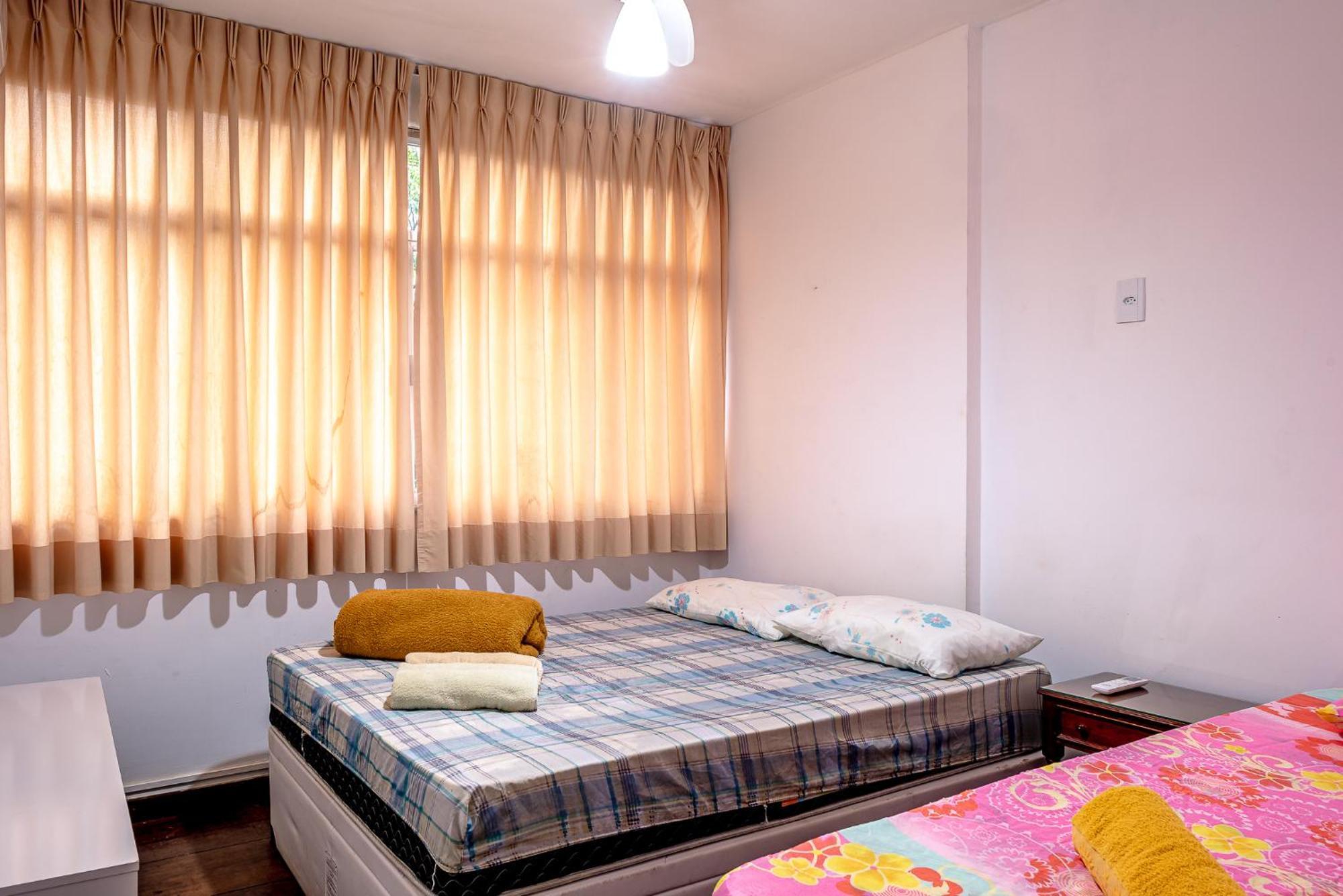 Localizacao N°1 Do Leblon Apartamento *