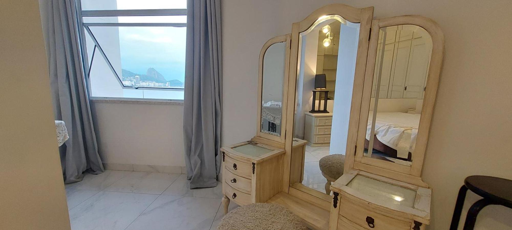 Frontal Mar Em Copa! Vista 180⁰ - Classico 3 Qtos! Apartamento