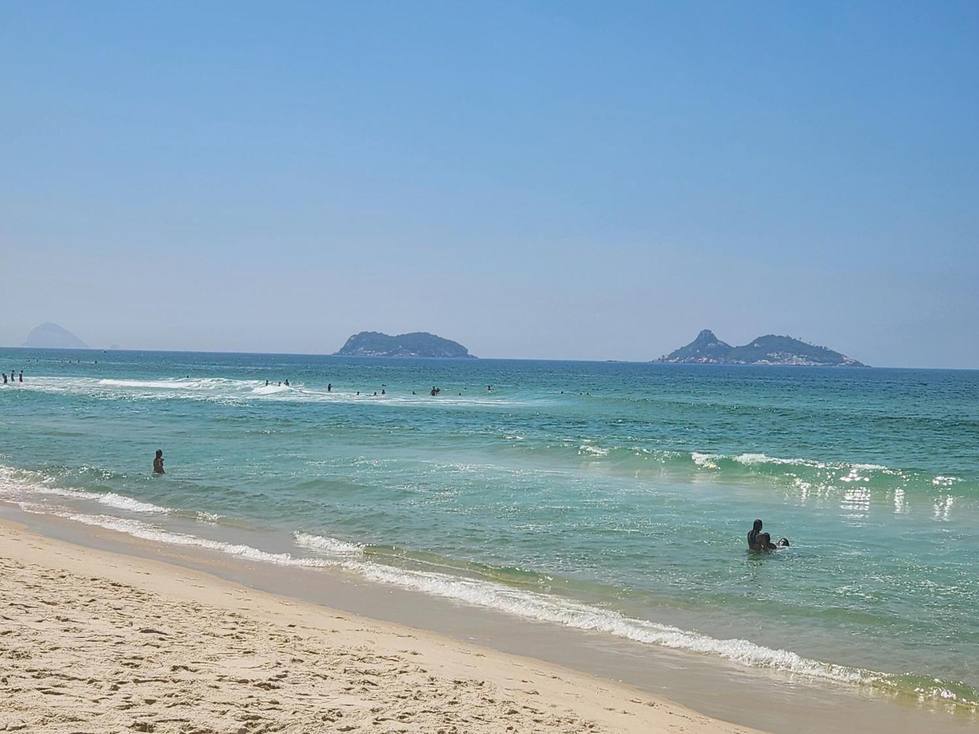 Barramares Flat - Em Frente A Da Barra Da Tijuca * Rio de Janeiro