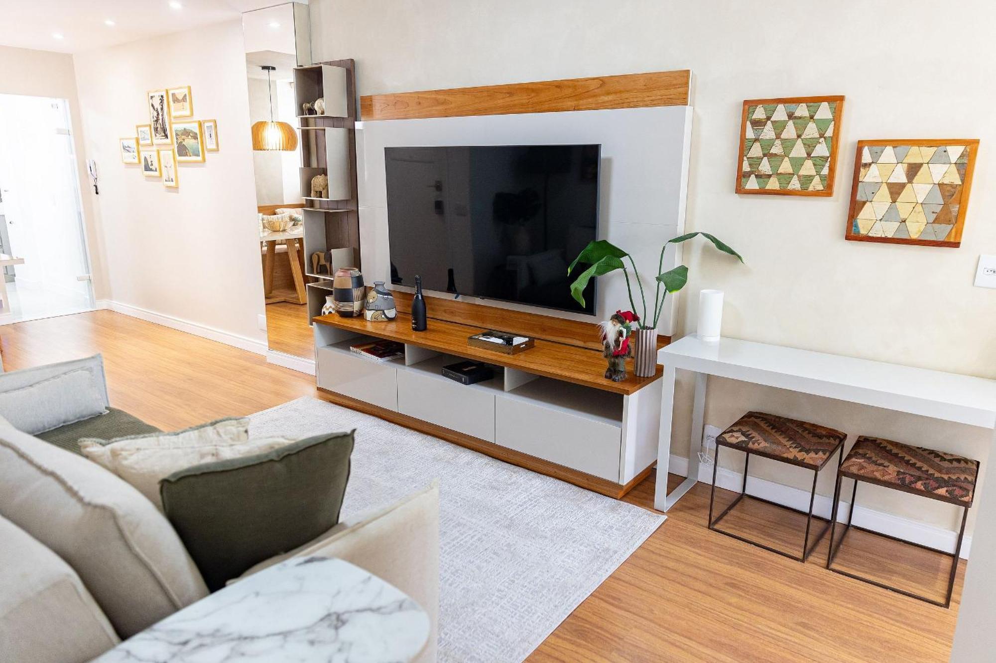 Copacabana, Apt Top, Luxo, Seguro. Rua Com Guarita Para 4 *