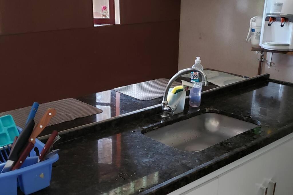 Trabalhadores Proximo Ao Westshopping, Industrial, Avenida Brasil Em Campo Grande Casa de Férias *