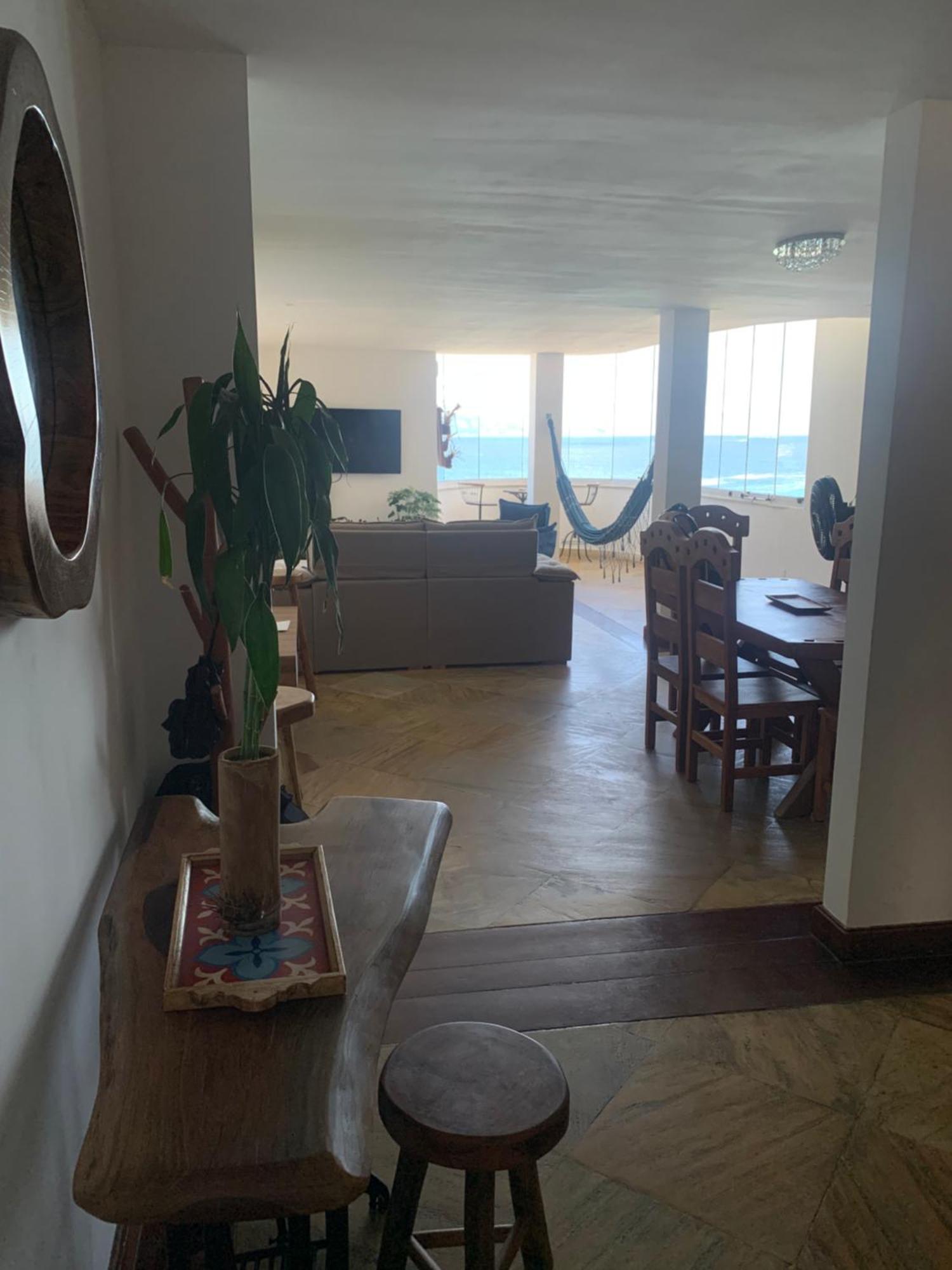 Amplo Apartamento A Beira-mar