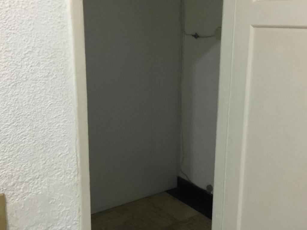 Apartamento Simples Quadra Praia Excelente Localizacao Rio de Janeiro