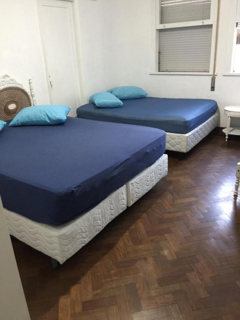 Apartamento Simples Quadra Praia Excelente Localizacao Rio de Janeiro