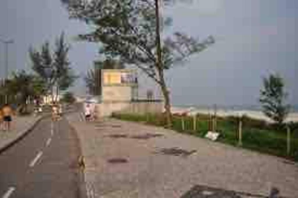 A 650 M Da Do Recreio Apartamento
