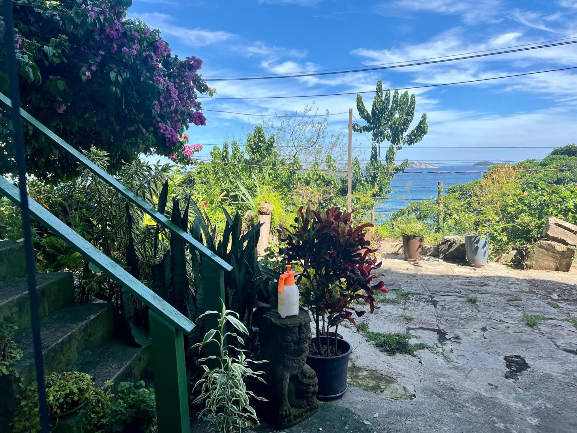 Ocean View House Of Zepp - Good Neighbourhood, 5 Minute Walk To The Beach, Stunning Sunrise Views Rio de Janeiro