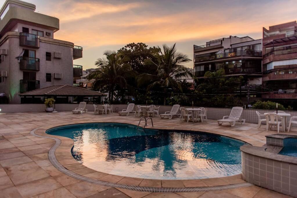 Frente Ao Mar Com Piscina - Posto 9 Recreio * Rio de Janeiro