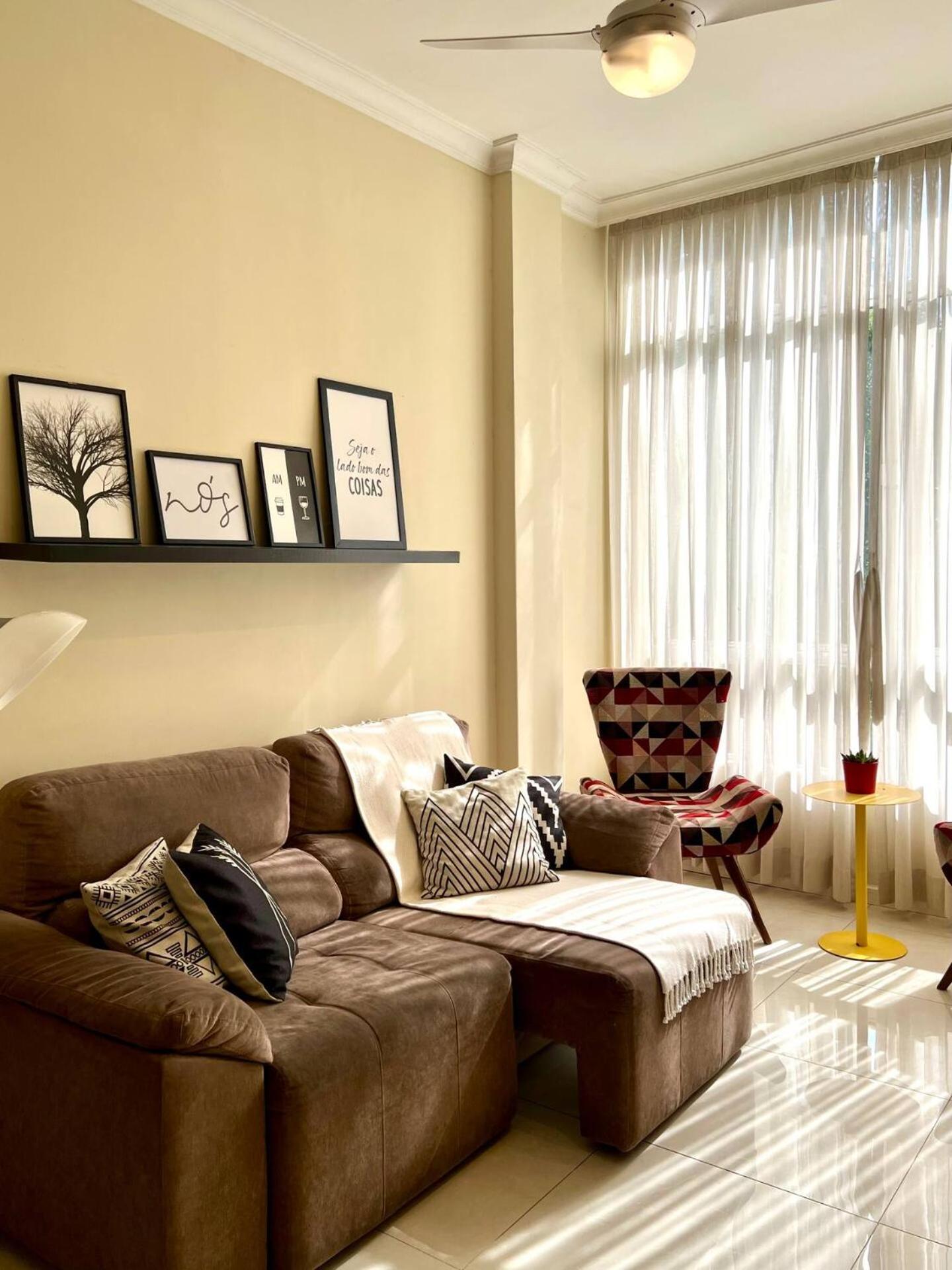 Apartamento Bem Localizado Com Garagem