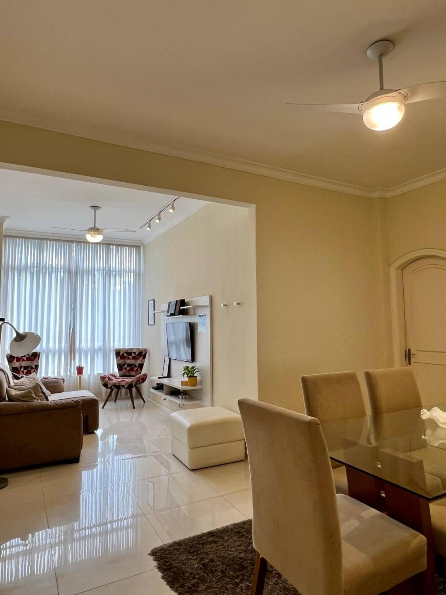 Apartamento Bem Localizado Com Garagem Rio de Janeiro