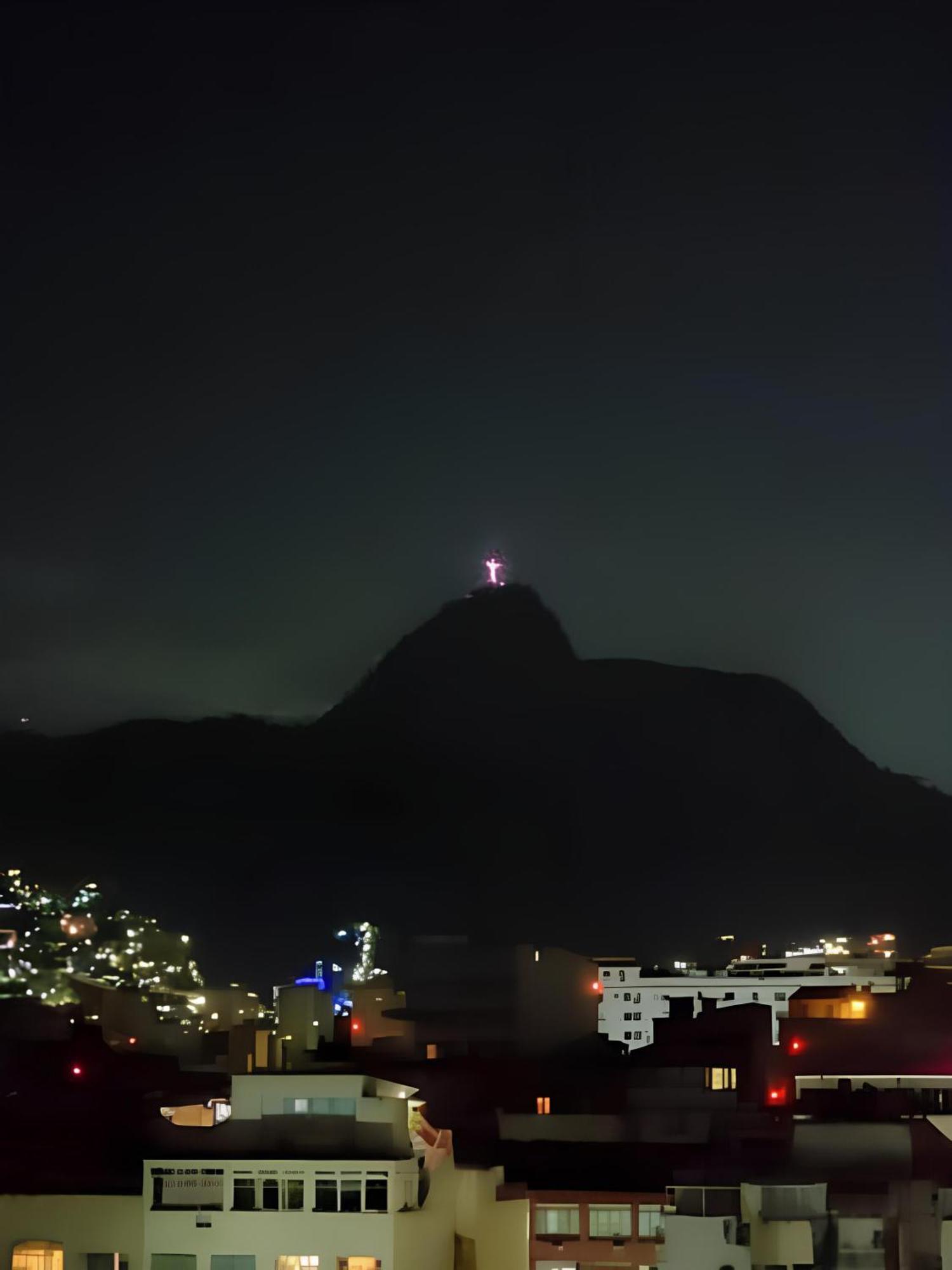 Apartamento Studio Completo Copacabana 1 Quadra Da Praia Com Garagem Apartamento Rio de Janeiro