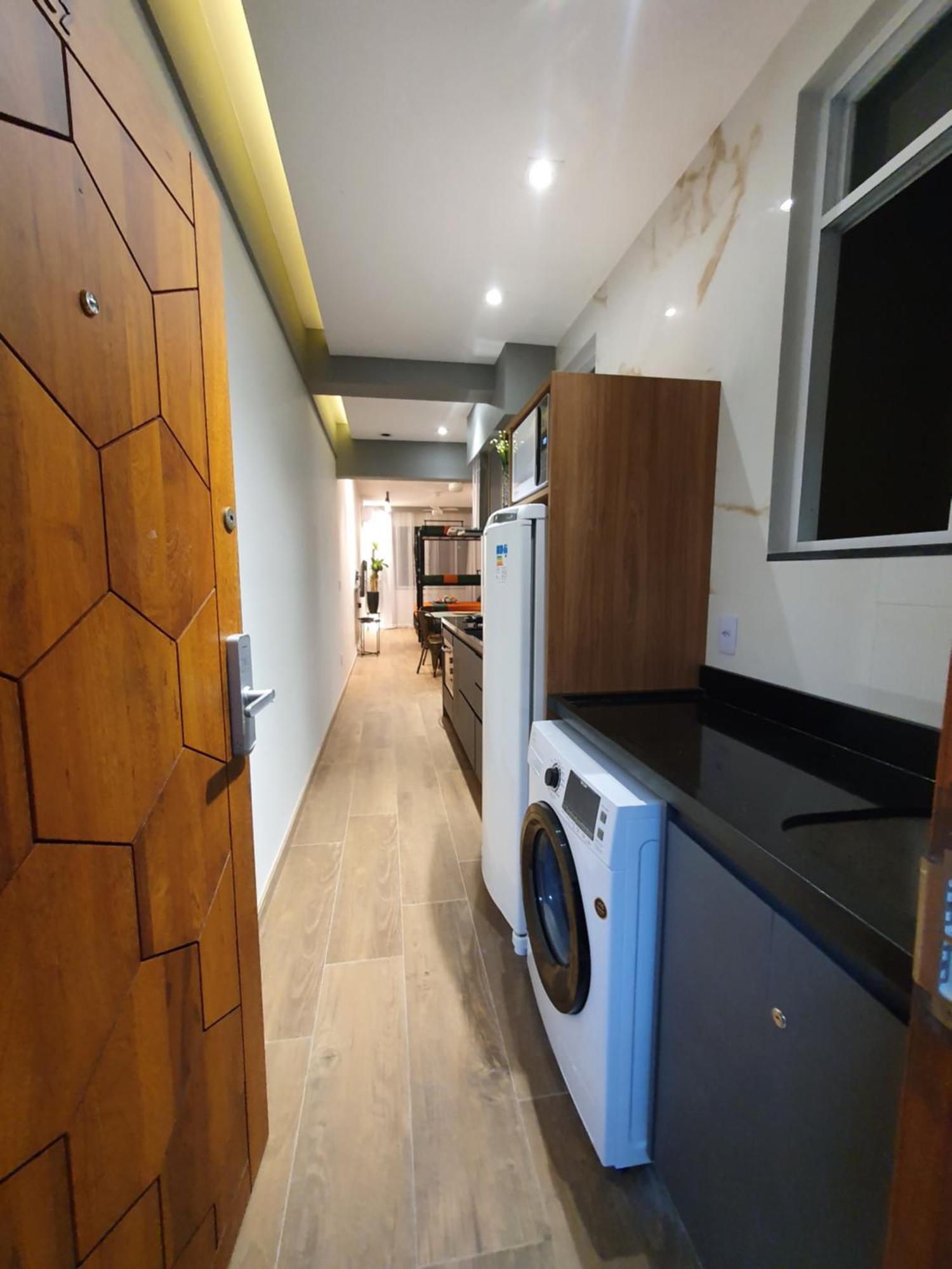 Apartamento Studio Completo Copacabana 1 Quadra Da Praia Com Garagem * Rio de Janeiro