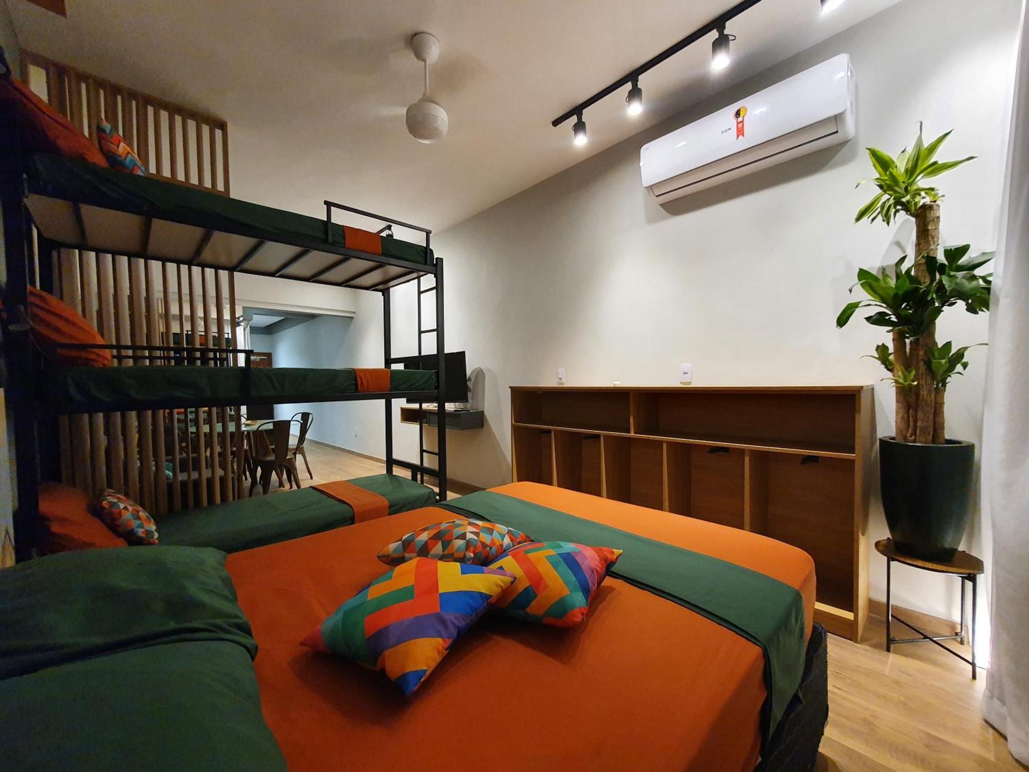 Apartamento Apartamento Studio Completo Copacabana 1 Quadra Da Praia Com Garagem *