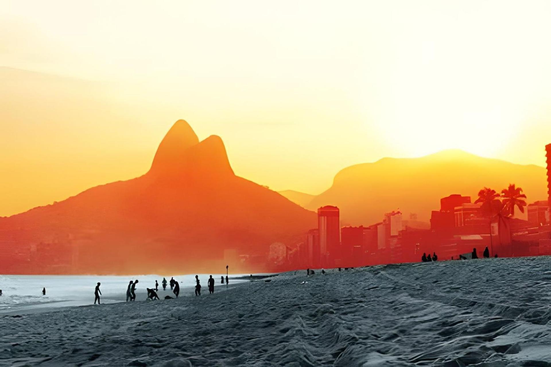 Copacabana, Apt Top, Luxo, Seguro. Rua Com Guarita Para 4 Apartamento