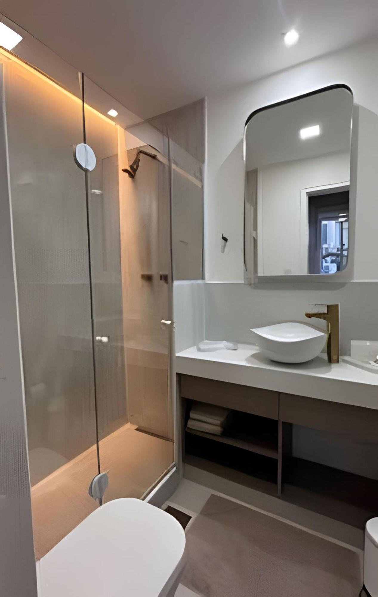 Copacabana, Apt Top, Luxo, Seguro. Rua Com Guarita Para 4 Apartamento
