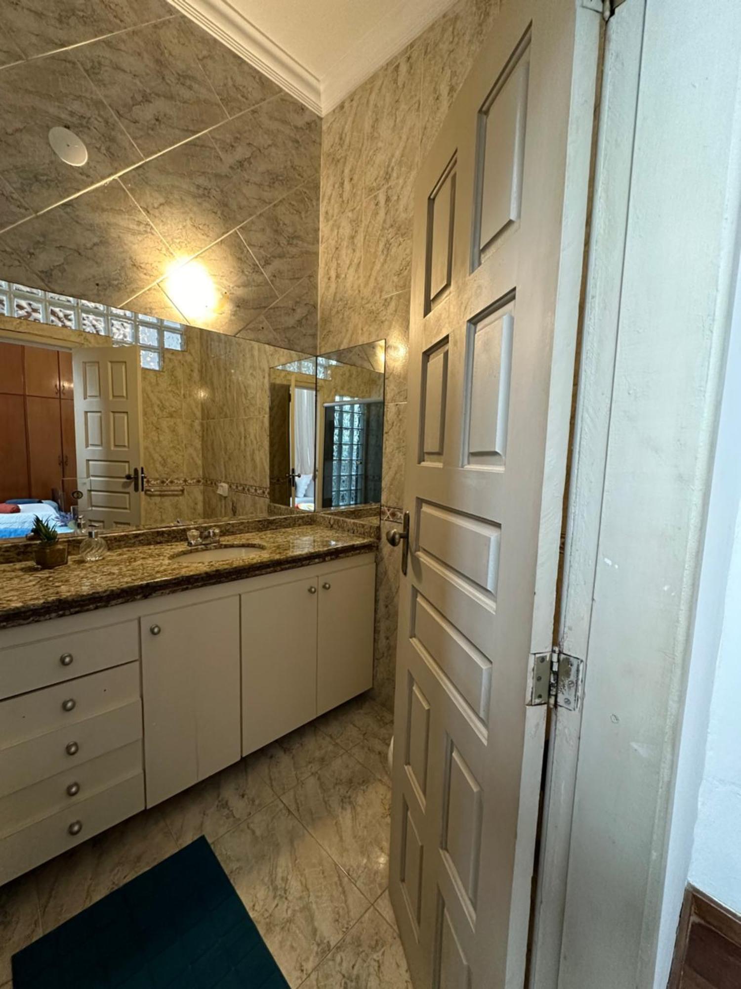 7 Persons - 140 M2 - Sambodromo - Lapa - House - Casa - Netflix Apartment