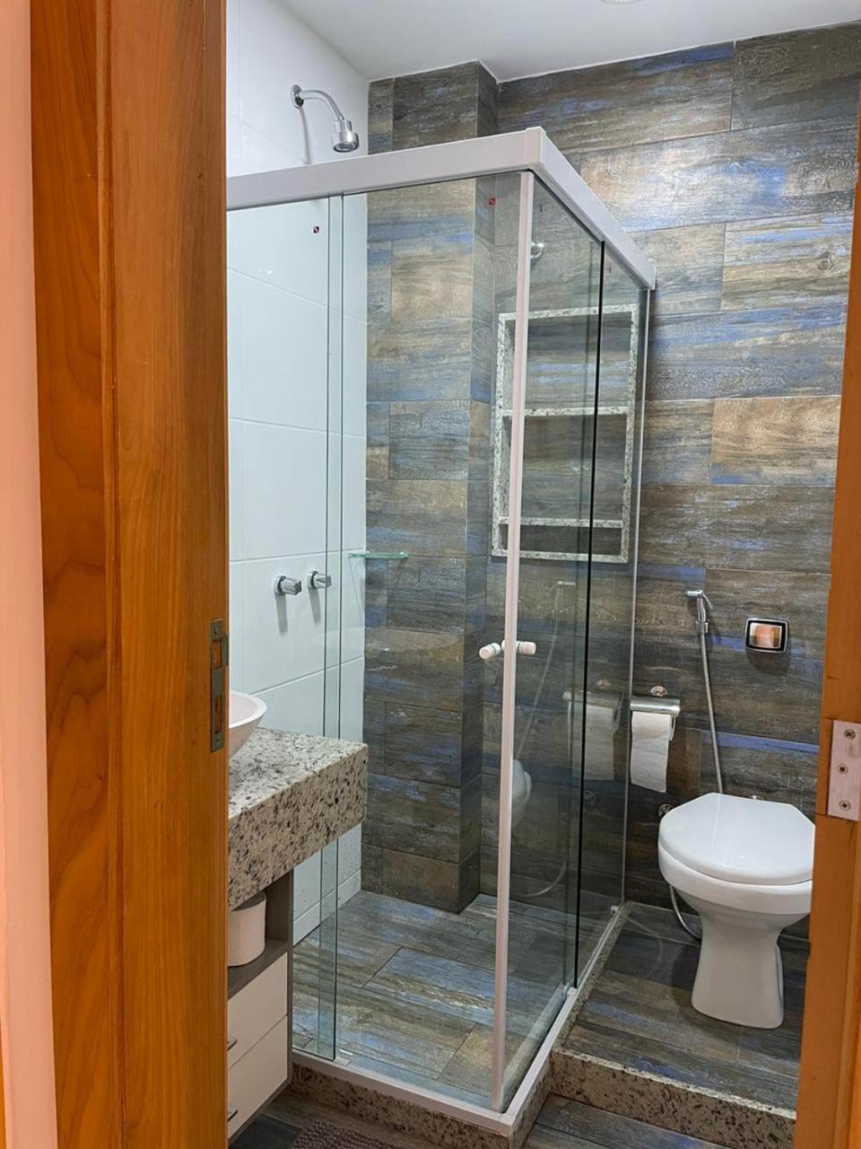 Charmoso Em Copacabana Posto 6 Apartamento *