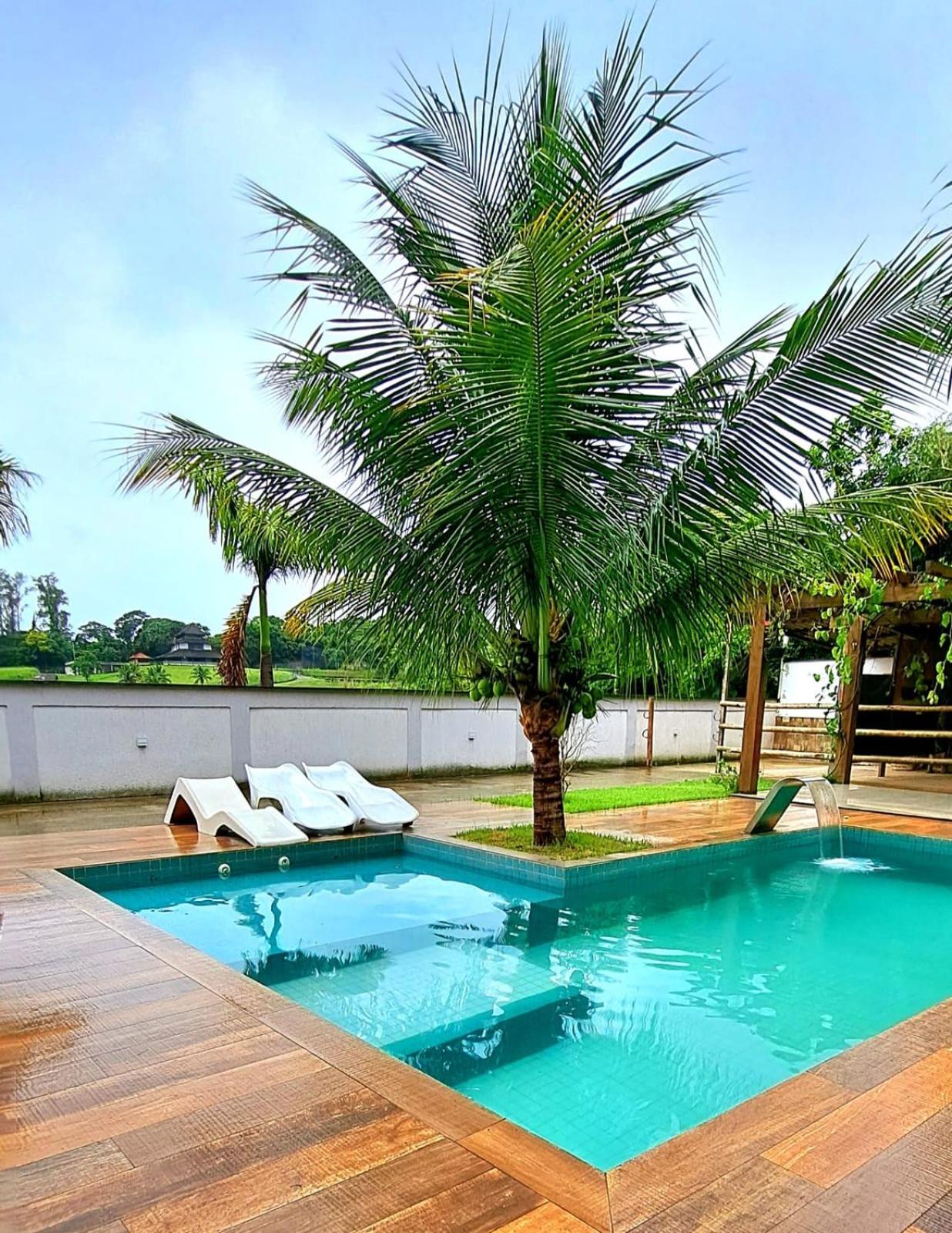 Quarto em Acomodações Particulares Casa Com Piscina E Muita Tranquilidade *