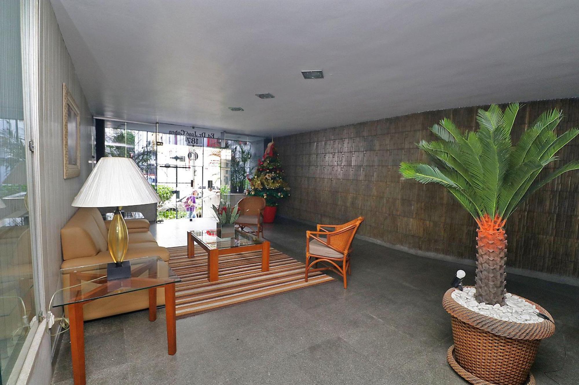 Silencioso 6 Pessoas, 2 Quadras Da Praia, Proximo A Bares, Restaurantes E Metro Apartment Rio de Janeiro