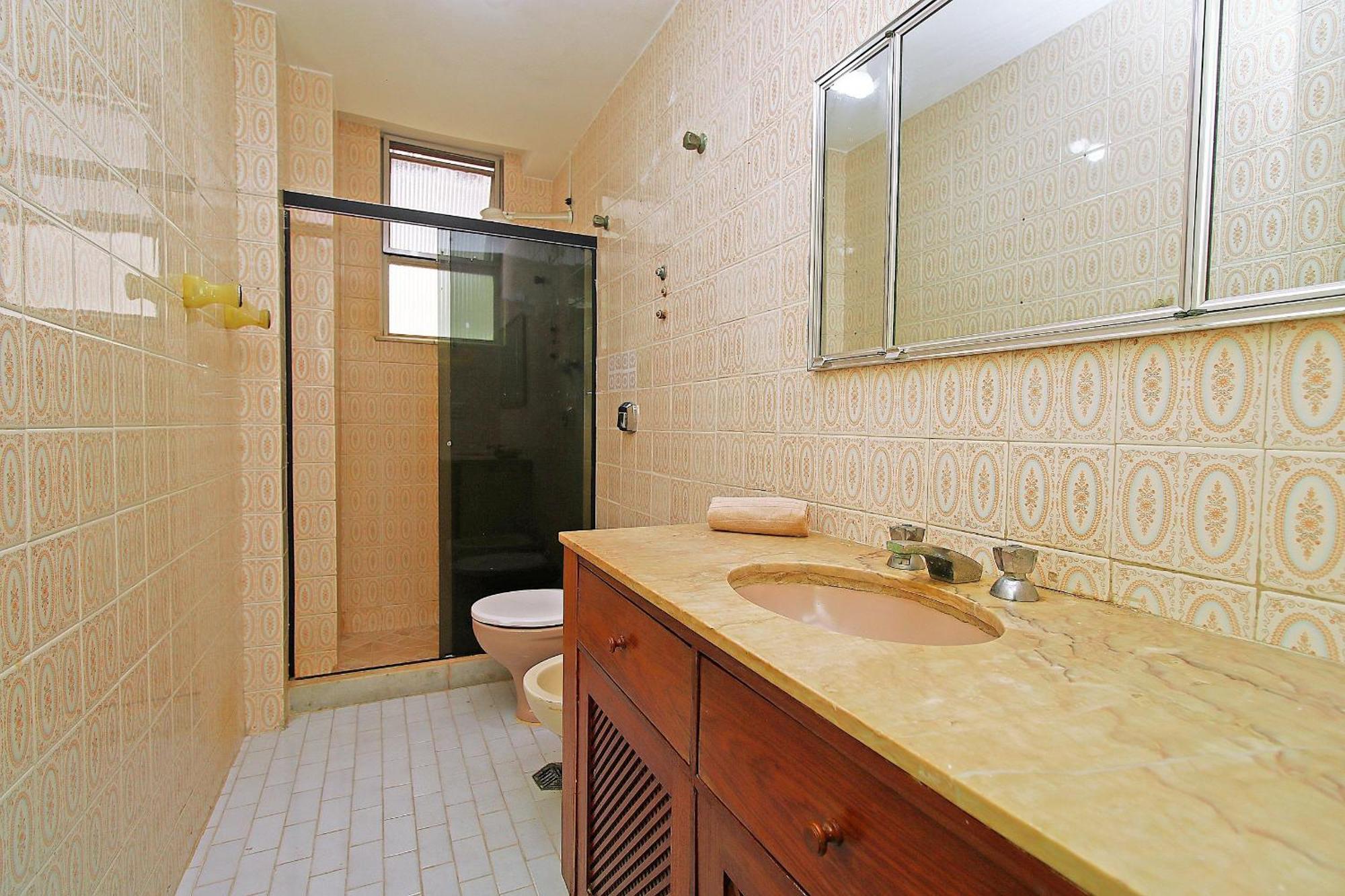 Apartamento Silencioso 6 Pessoas, 2 Quadras Da Praia, Proximo A Bares, Restaurantes E Metro
