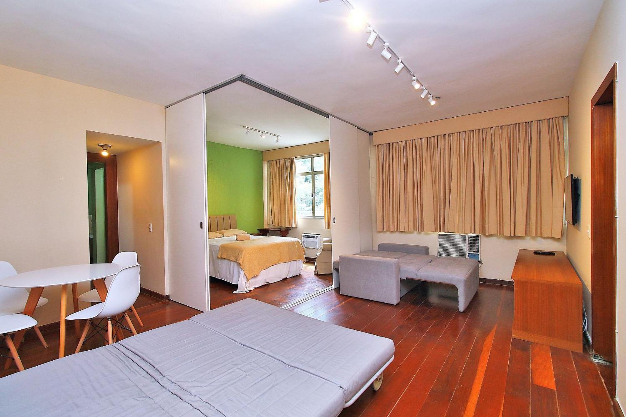 Apartment Silencioso 6 Pessoas, 2 Quadras Da Praia, Proximo A Bares, Restaurantes E Metro Rio de Janeiro
