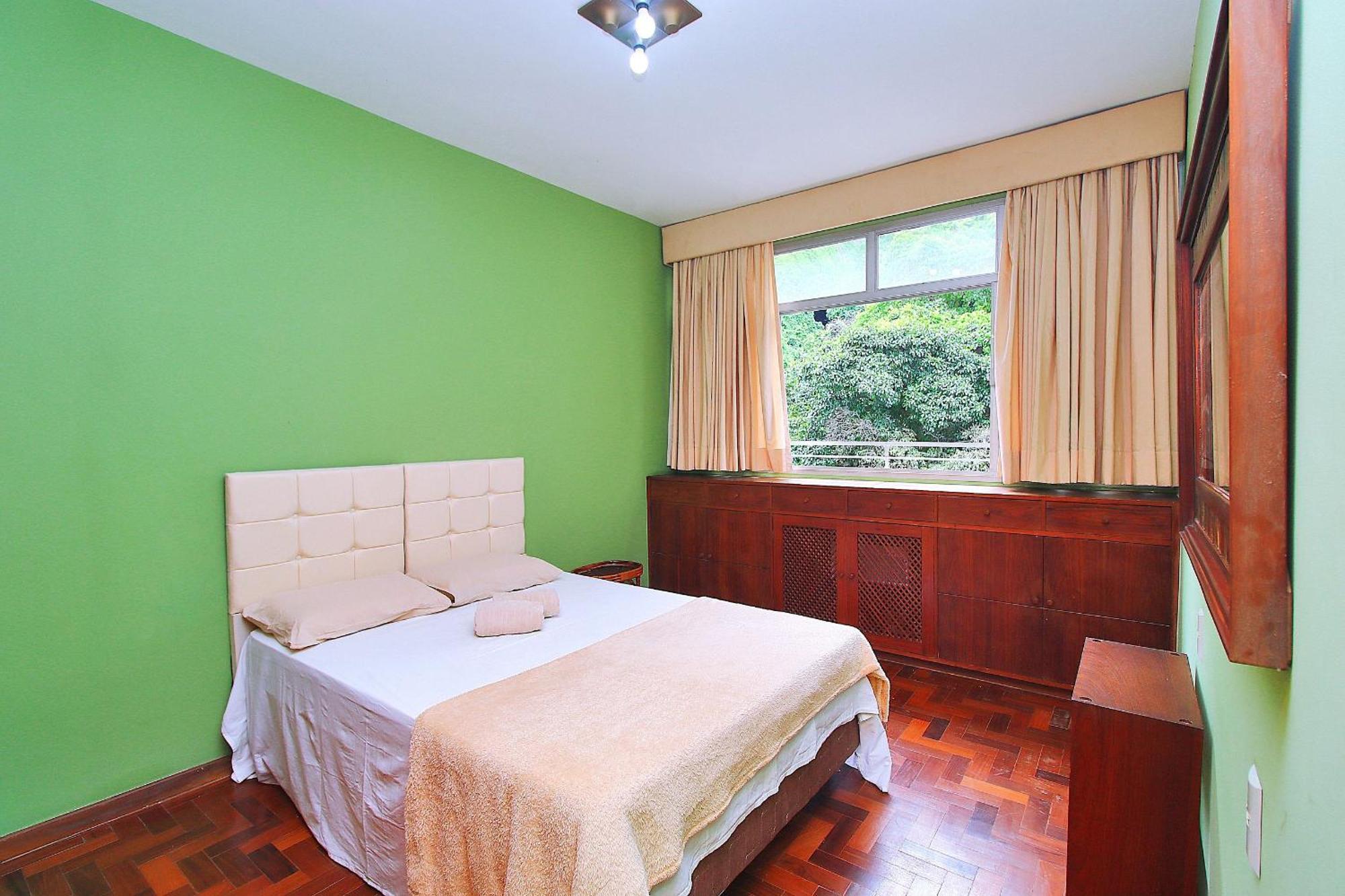 Apartment Silencioso 6 Pessoas, 2 Quadras Da Praia, Proximo A Bares, Restaurantes E Metro *