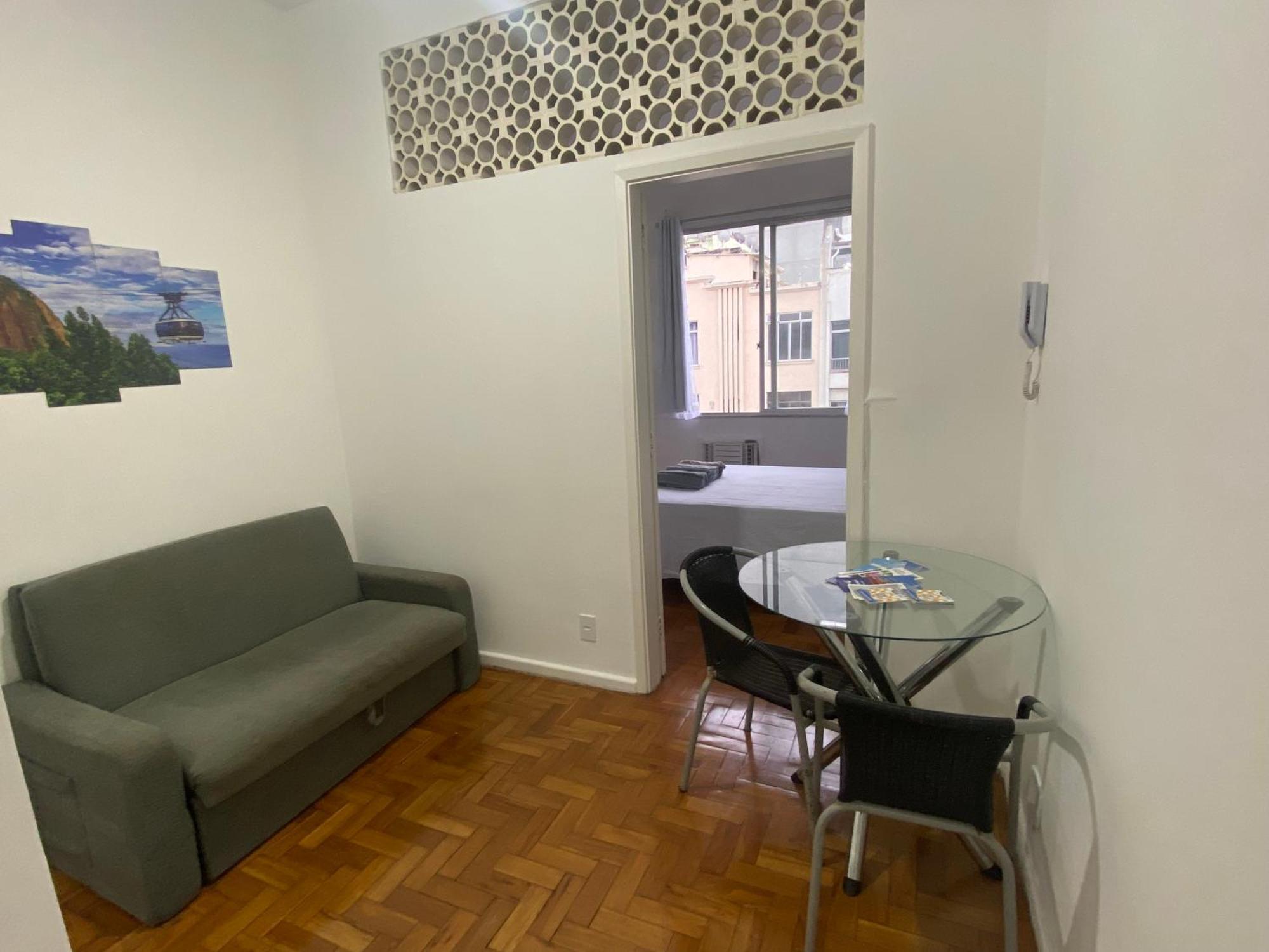 Apartamento Completo Na De Copacabana , Novinho , Wifi, Ar Condicionado, Netflix, Frente Em Andar Alto, Pauloangerami Mvc15 Rio de Janeiro