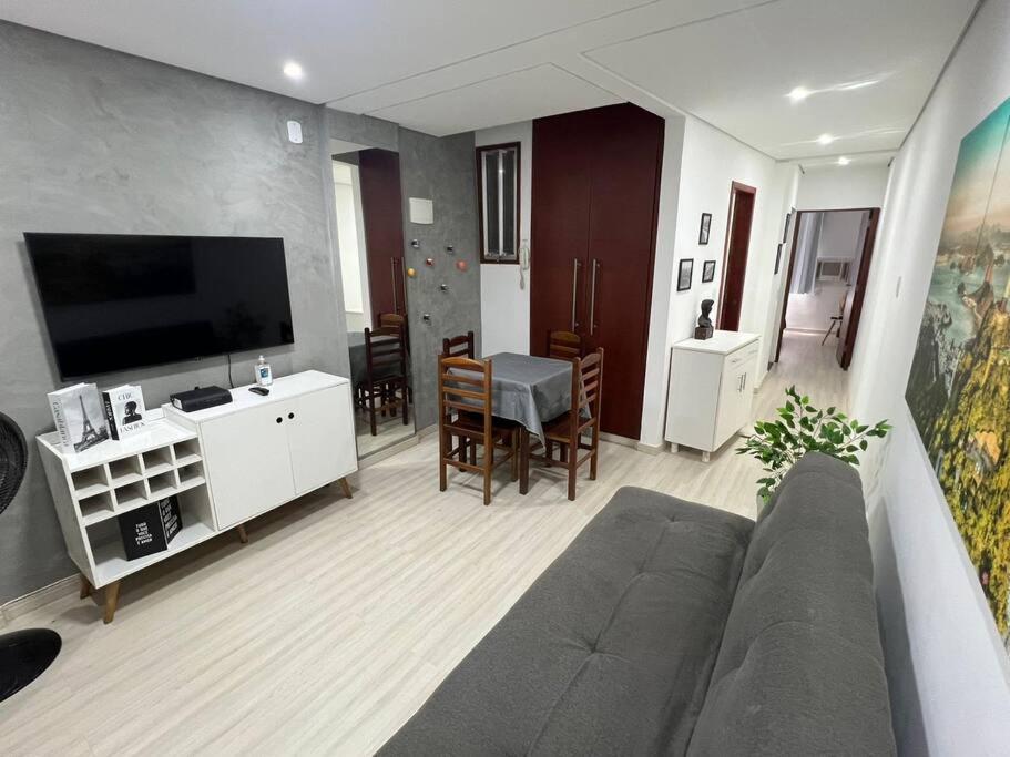 Apto Novissimo - P3 Copacabana Apartment
