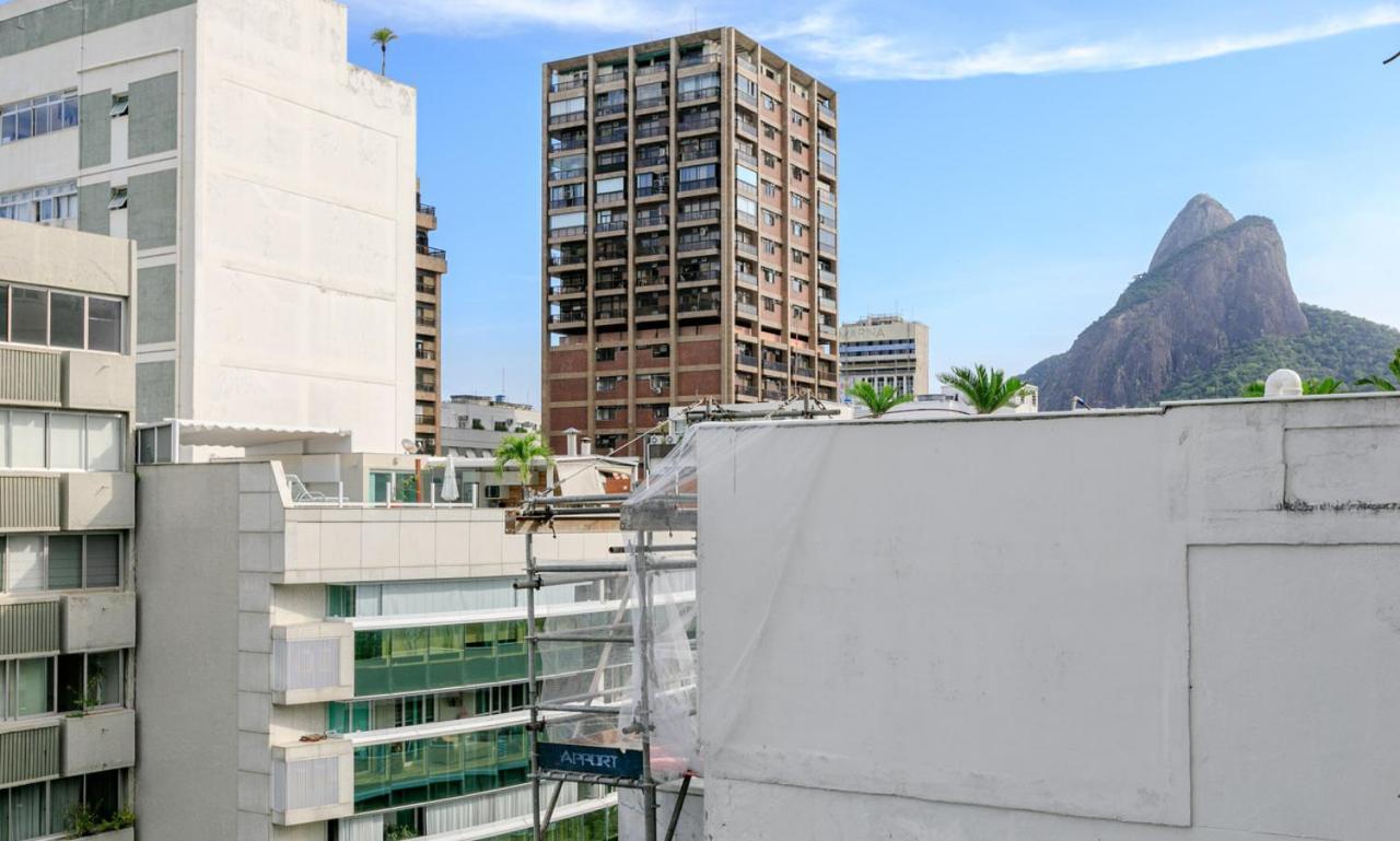 Apartamento Tabas Espacoso Apto No Leblon Lb0015 *