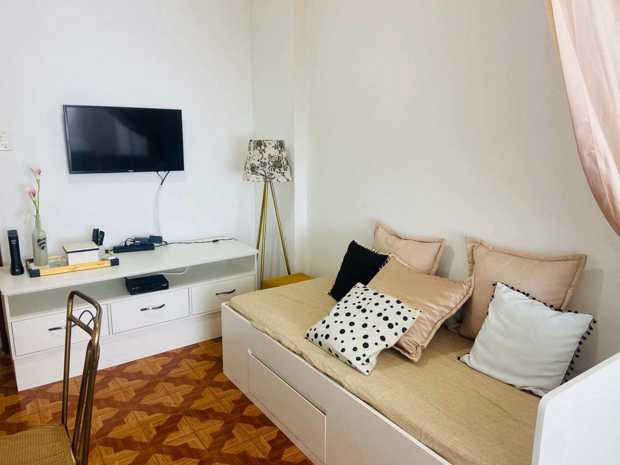 Apartamento Copacabana: Beachside Comfort With Air Con & Wi-fi Rio de Janeiro