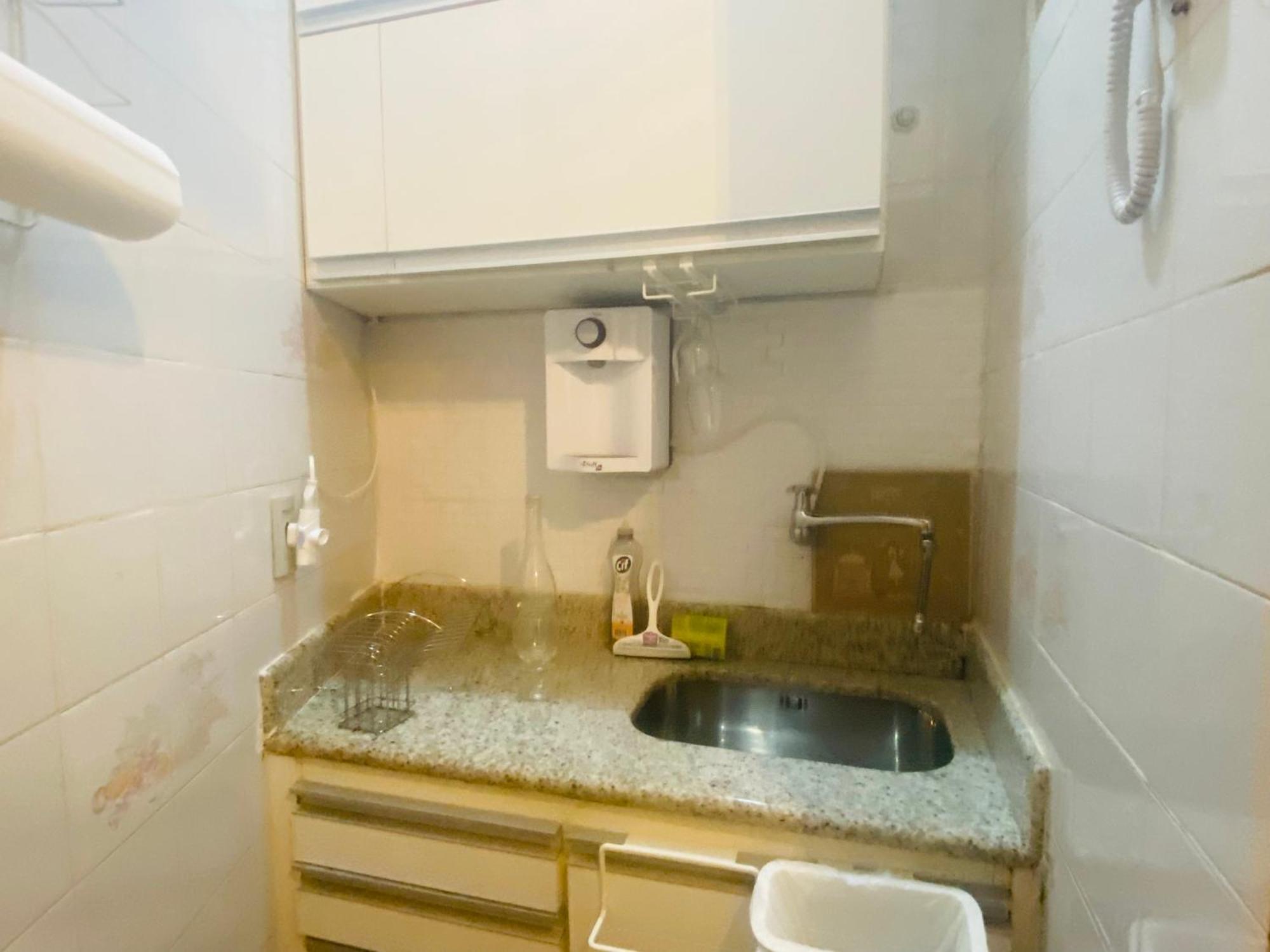 Copacabana: Beachside Comfort With Air Con & Wi-fi Apartamento Rio de Janeiro